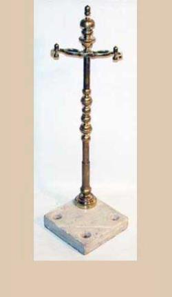 Date: Circa 1880 Item Number: HOLD08 Dimensions: 10"W X 31 ½"H